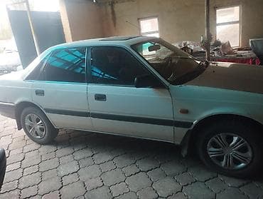 subaru outback 2017: Mazda 626: 1991 г., 2 л, Механика, Бензин, Седан — 3