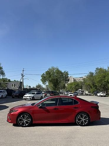 бампер ласети: Toyota Camry: 2018 г., 2.5 л, Автомат, Бензин, Седан — 2