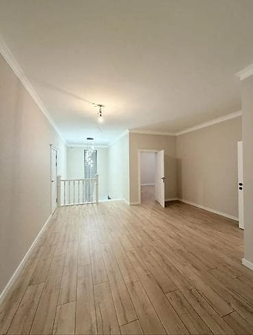 дом акжар акбата: 🏡 Продается 2-этажный элитный дом 2025 года постройки 📍 Район: ж/м — 4