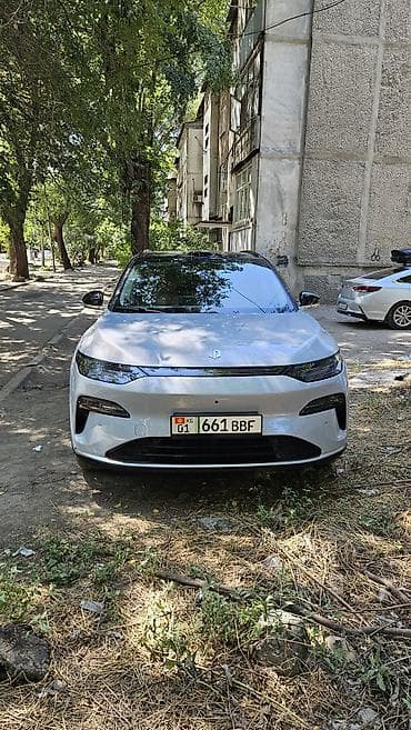 ПРОДАЕТСЯ LEAPMOTOR C11 2025 Запас хода — до 640 км 300л.с. Пробег