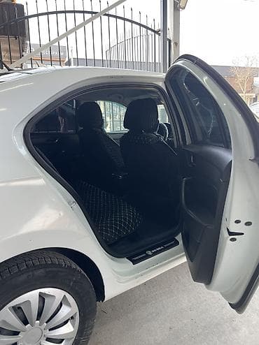 bmw 1: Skoda Rapid: 2016 г., 1.6 л, Механика, Бензин, Седан — 6