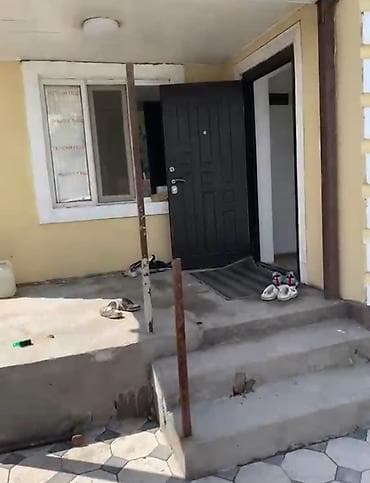 Үйлөр: 🔥 СРОЧНО ПРОДАЁТСЯ ДВУХЭТАЖНЫЙ ДОМ! 🏡 📍 Район: Нижняя Ала-Арча Удобное — 6