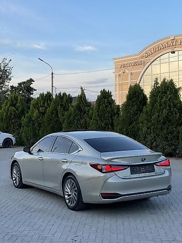 Продажа авто: Lexus ES: 2019 г., 2.5 л, Вариатор, Гибрид, Седан — 4