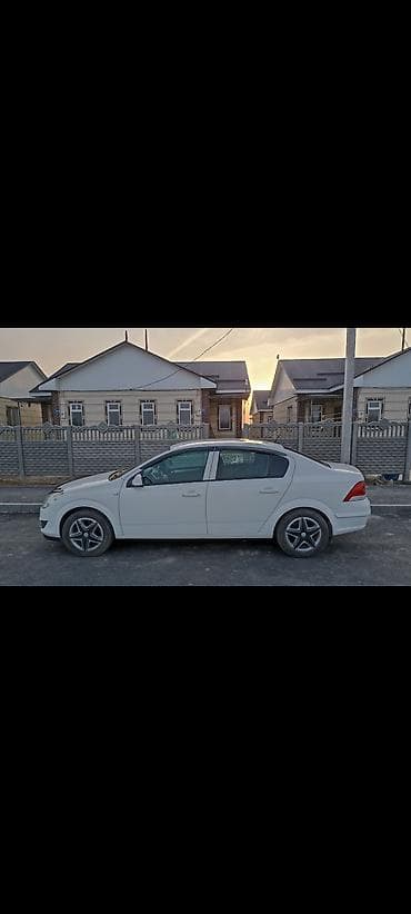 Продажа авто: Opel Astra: 2011 г., 1.8 л, Автомат, Бензин, Седан — 7