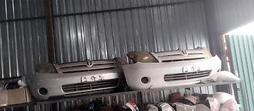 Бампер Toyota