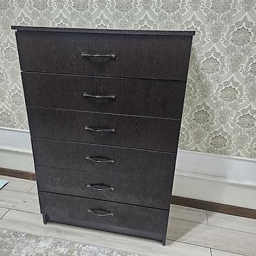 тумба с ящиками: Комод для одежды, Б/у, Без зеркала, ЛДСП, цвет - Коричневый, Платная доставка — 3