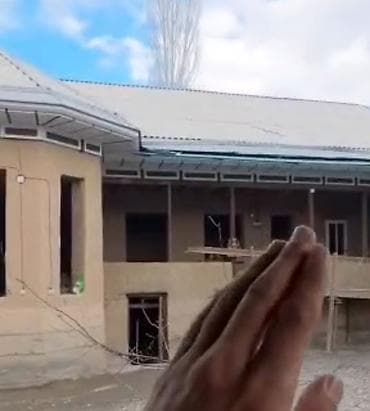 кант гараж: Продаётся дом с земельным участком (есть государственный акт о праве — 3