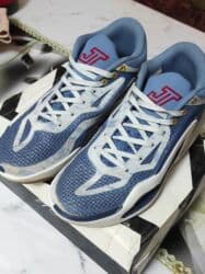 nike react: Мужские кроссовки, 42, Jordan, Б/у, цвет - Голубой, Самовывоз — 1