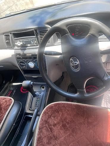 Транспорт: Toyota Corolla: 2000 г., Автомат, Бензин, Седан — 2