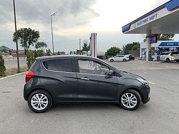 Chevrolet Spark: 2019 г., 1 л, Вариатор, Бензин, Седан — 4