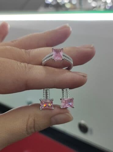 свадебные платья от производителя: Серебро 925 пробы Размеры имеются Цена 4000 сом Для заказа пишите — 4