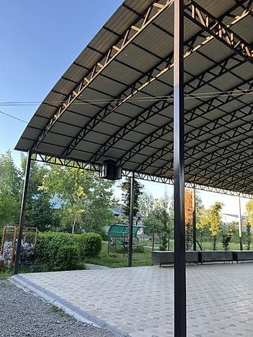 projector screen: Металлический навес с кровлей из профнастила - Большая крытая — 1