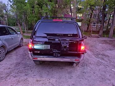 тойота в: Toyota Hilux Surf: 2001 г., 2.7 л, Автомат, Бензин, Внедорожник — 10