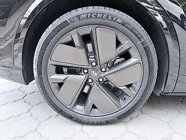 lexus e: Lixiang L9: 2025 г., 1.5 л, Автомат, Гибрид, Внедорожник — 7