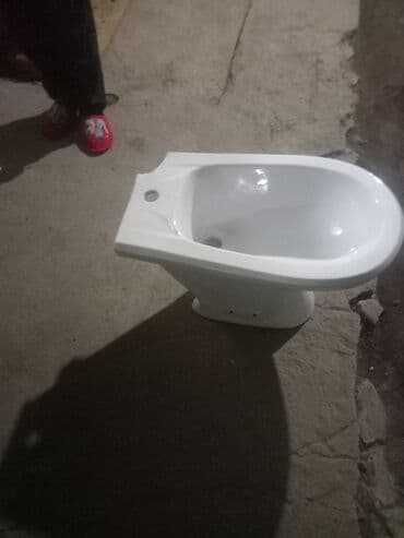 биде унитаз бишкек цена: Напольный биде из сантехнического фарфора/фаянса, белого цвета — 1