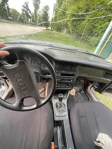 кузов в сборе: Audi 80: 1987 г., 1.8 л, Механика, Бензин, Седан — 9