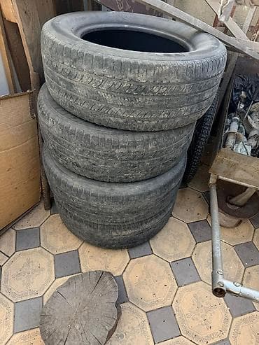 Шины 275 / 60 / R 18, Лето, Б/у, Комплект, Внедорожные (АТ/МТ), Michelin at lalafo.kg Шины 275 / 60 / R 18, Лето, Б/у, Комплект, Внедорожные (АТ/МТ), Michelin