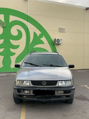бу наборы ключей: Volkswagen Passat: 1994 г., 1.8 л, Механика, Бензин, Универсал — 1