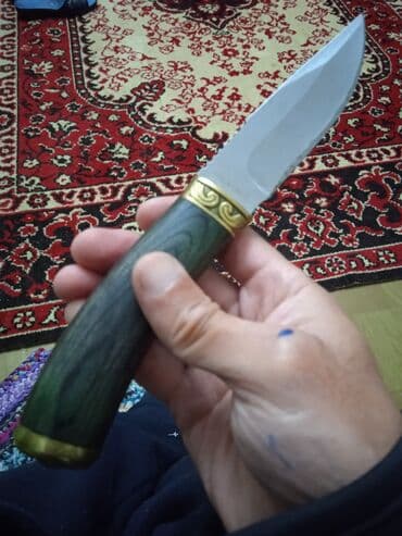 Нож с литой гарду и тыльником - Клинок: фиксированный, односторонняя at lalafo.kg Нож с литой гарду и тыльником - Клинок: фиксированный, односторонняя