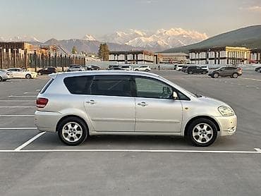 бампер тайота: Toyota Ipsum: 2002 г., 2.5 л, Бензин, Минивэн — 4