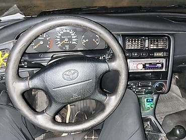 Toyota Carina E: 1997 г., 1.6 л, Механика, Бензин, Универсал — 3