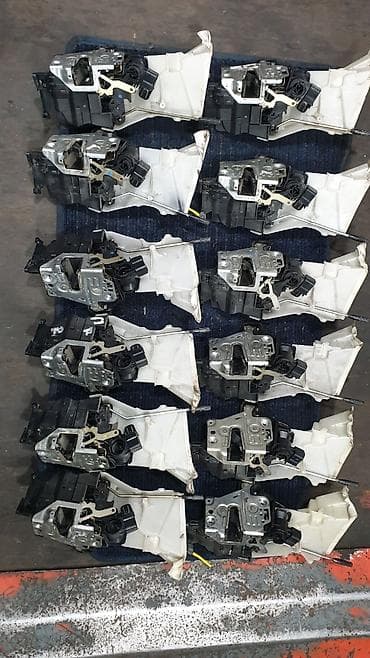 Дверные замки на Mercedes Benz 210, 211, 220, привозные