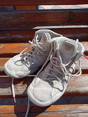 Мужские кроссовки, 36.5, Asics, Новый, цвет - Серый, Самовывоз