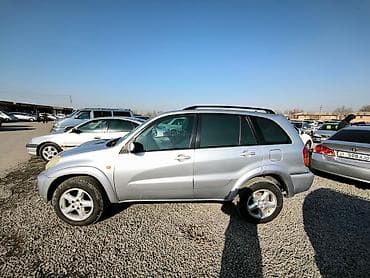 байд машина: Toyota RAV4: 2002 г., 2 л, Кол менен иштөөчү, Дизель, Кроссовер — 2