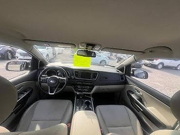 кия карнивал: Kia Carnival: 2019 г., 2.2 л, Автомат, Дизель, Минивэн — 9