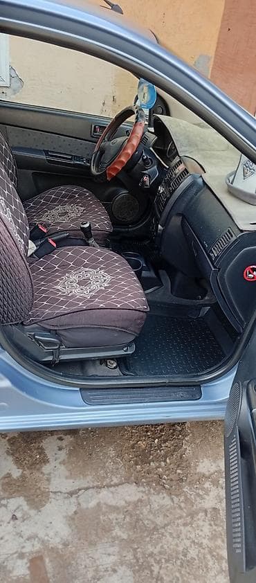 Продажа авто: Hyundai Getz: 2006 г., 1.4 л, Механика, Бензин, Хэтчбэк — 3
