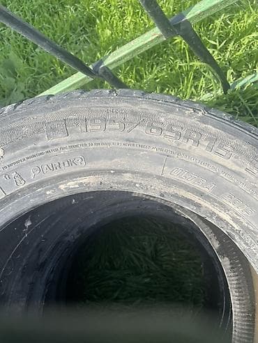 защита от ветра: СРОЧНО ‼️ ЗИМНИЕ Шина для легкового автомобиля 15 размер комплект - — 2