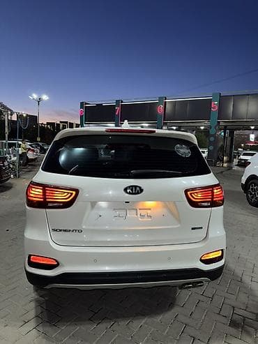 чехол кожа: Kia Sorento: 2018 г., 2 л, Автомат, Дизель, Кроссовер — 4