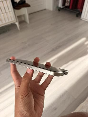 iphone dr: IPhone 15 Pro Max, 256гб,87акб обменяю на 16 про Макс,256 гб, АКБ 90+ — 4