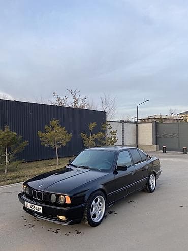 Унаа сатуу: BMW 5 series: 1991 г., 2.5 л, Кол менен иштөөчү, Бензин, Седан — 3
