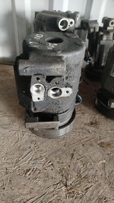 кондиционеры авто: Компрессор Honda 2010 г. — 2