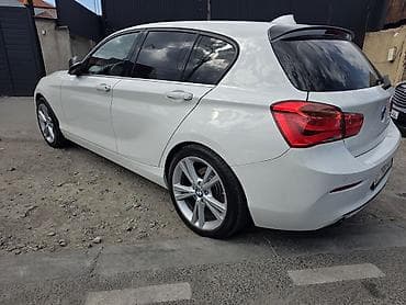 210 белый: BMW 1 series: 2019 г., 2 л, Автомат, Дизель, Хэтчбэк — 6