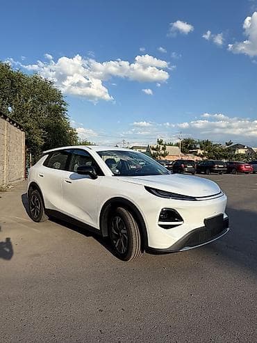 Changan Qiyuan Q05: 2026 г., 1.2 л, Автомат, Электромобиль, Кроссовер — 3