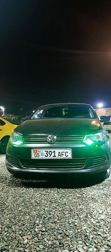 Транспорт: Volkswagen Polo: 2011 г., 1.6 л, Механика, Газ, Седан — 7