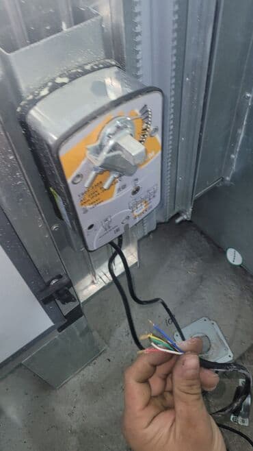 установка оборудования: Профессиональные услуги по монтажу и обслуживанию холодильного и — 5