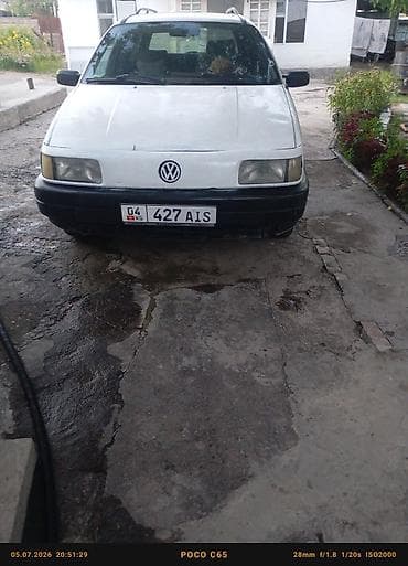Volkswagen Passat Variant: 1993 г., 1.8 л, Механика, Бензин, Универсал — 6