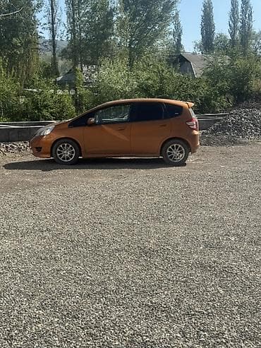 авто сатылат: Honda Fit: 2008 г., 1.5 л, Автомат, Бензин, Хетчбек — 3