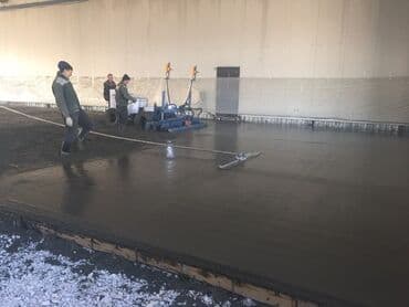 заливка пола: Стяжка Бесплатная консультация, Гарантия Больше 6 лет опыта — 10