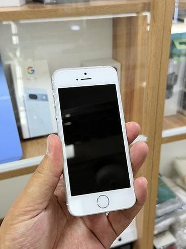 iphone 5s: IPhone 5s, Б/у, 32 ГБ, Серебристый, Защитное стекло, Чехол — 6