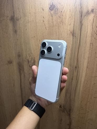 IPhone 17 Pro, Б/у, 512 ГБ, Белый, Защитное стекло, Чехол, Коробка, В рассрочку, 98 % at lalafo.kg IPhone 17 Pro, Б/у, 512 ГБ, Белый, Защитное стекло, Чехол, Коробка, В рассрочку, 98 %