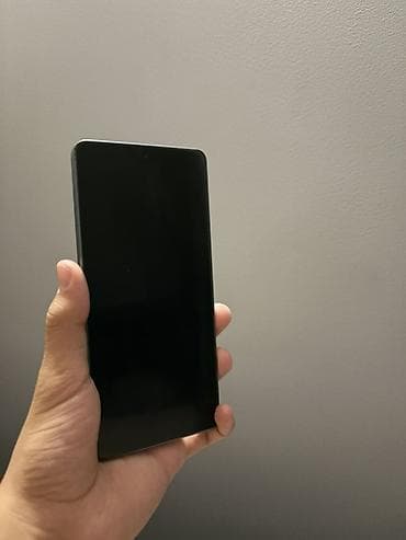 фото мозаика: Redmi, Redmi Note 13 Pro, Б/у, 256 ГБ, цвет - Зеленый, 2 SIM — 2