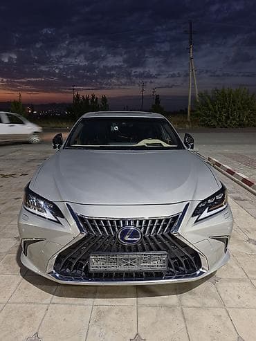 crv rd1: Lexus ES: 2019 г., 2.5 л, Вариатор, Гибрид, Седан — 1
