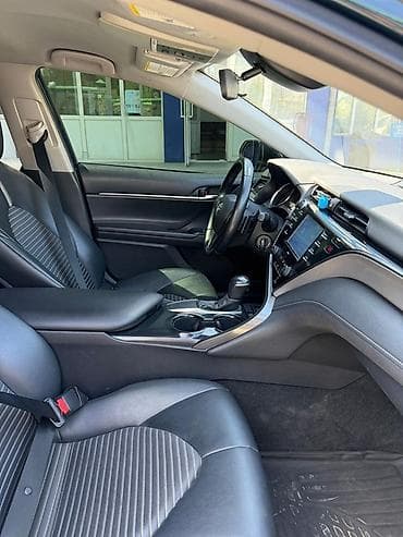 lexus e: Toyota Camry: 2020 г., Автомат, Бензин, Седан — 2