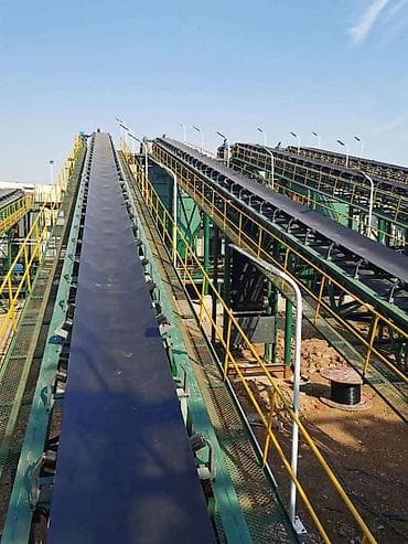 конверный лента: Ленточные конвейеры для перегрузки сыпучих и кусковых материалов — 1