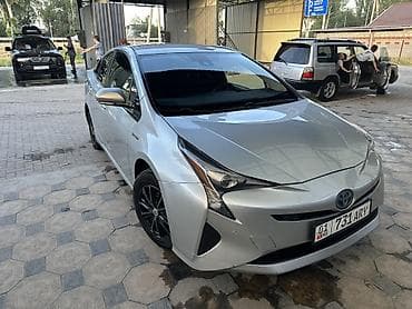 Продажа авто: Toyota Prius: 2017 г., 1.8 л, Автомат, Гибрид, Хэтчбэк — 5