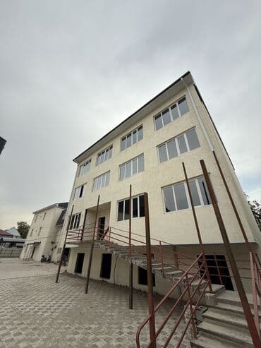 продаю полдома западный автовокзал: 1 комната, 22 м², 106 серия улучшенная, 3 этаж, ПСО (под самоотделку) — 1